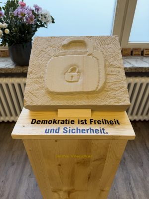 Demokratie ist Freiheit und Sicherheit. (Jaime Wendker)
