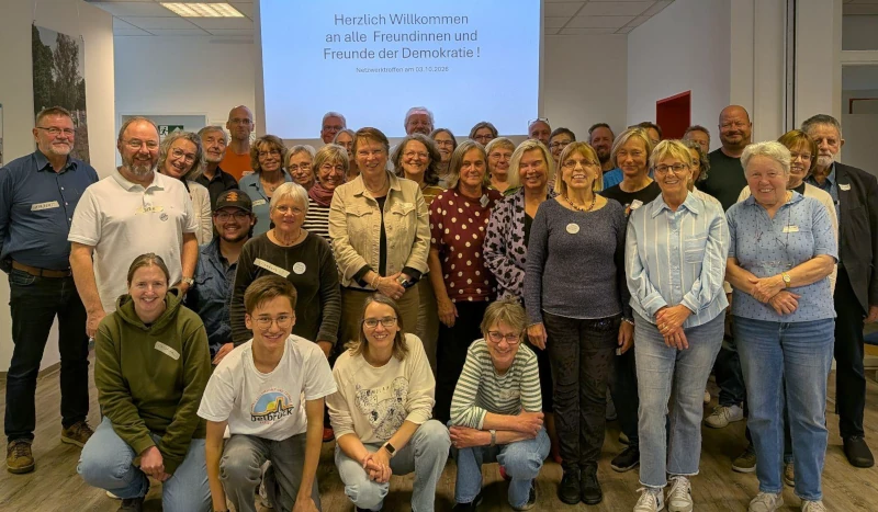 Gruppenfoto der Teilnehmenden